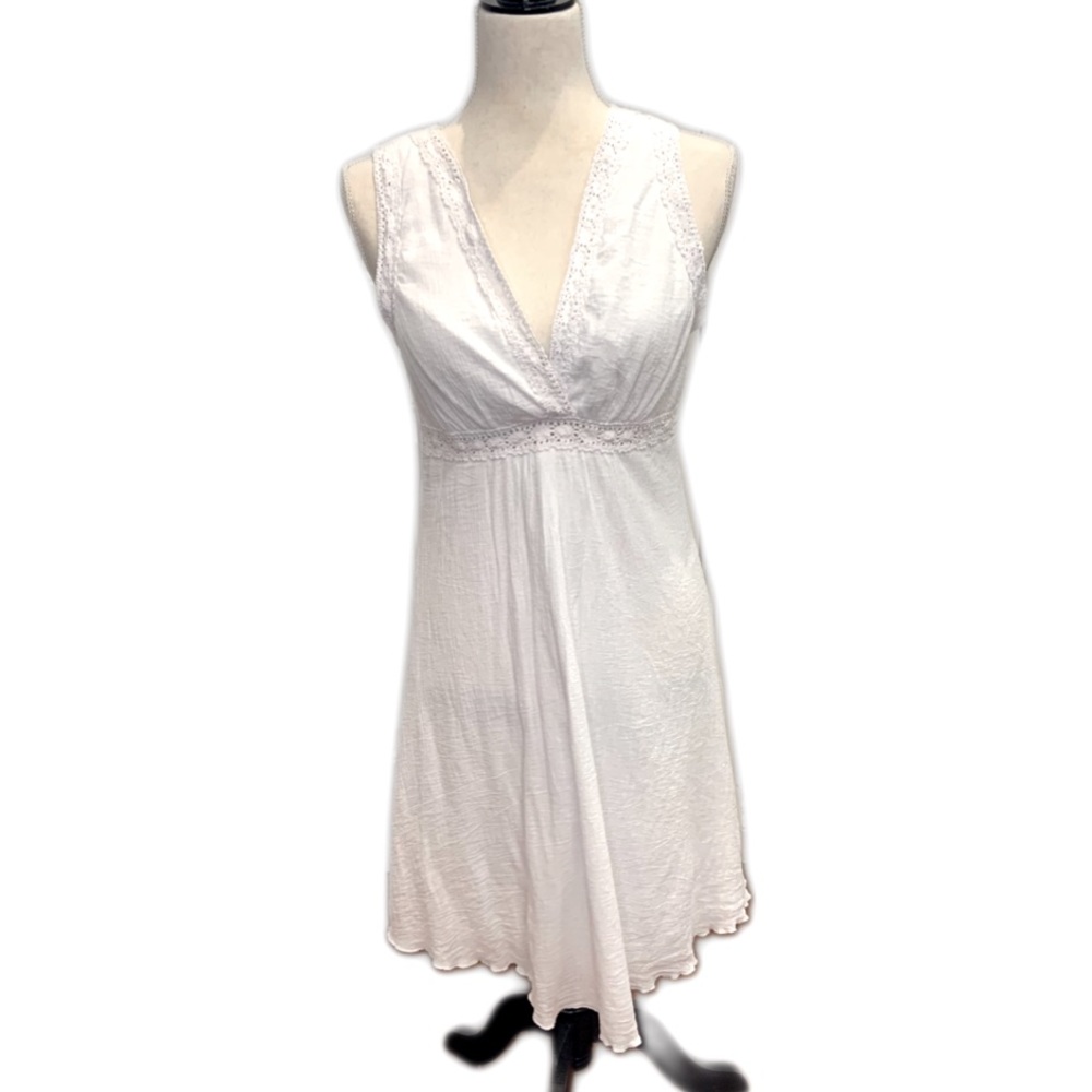 Violet romantic white cotton sundress with crochet lace trim